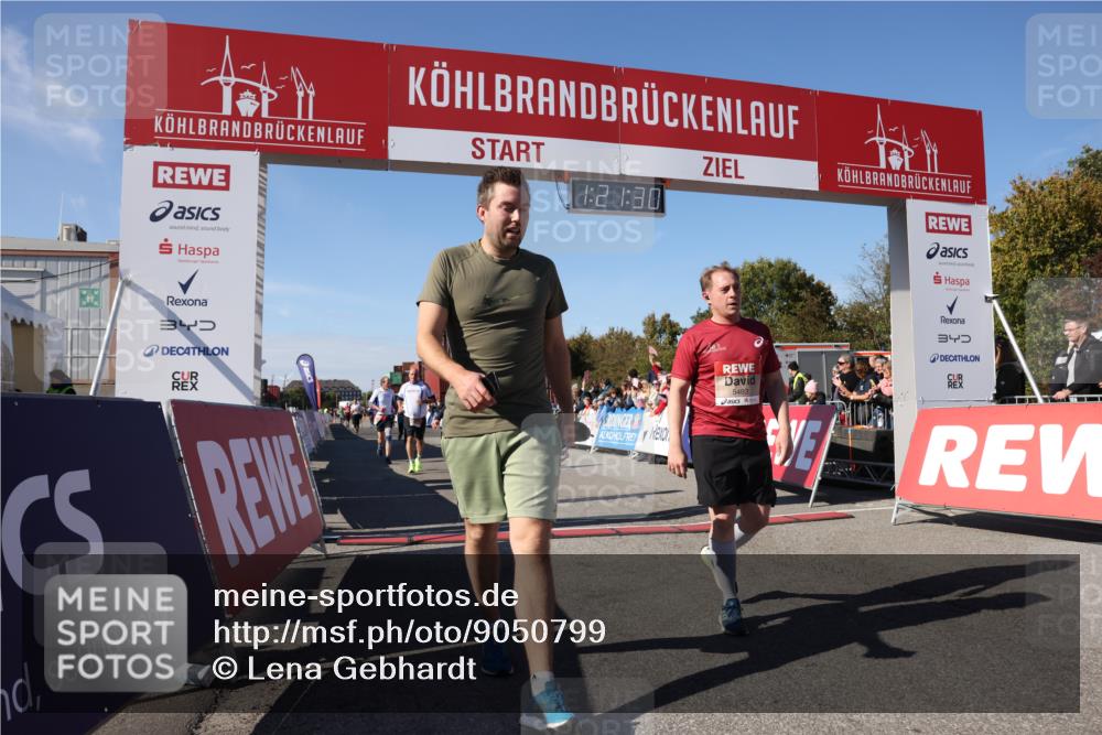 03.10.2025 - Köhlbrandbrückenlauf Lena Gebhardt http://msf.ph/oto/9050799 03.10.2025 13:21:30 Ziel 4367, 4379, 4838, 4917, 5149, 5458, 5483, 5506, 5725, 5871, 6040, 6132, 6186, 6221, 6675, 6676, 6679, 6802 meine-sportfotos.de