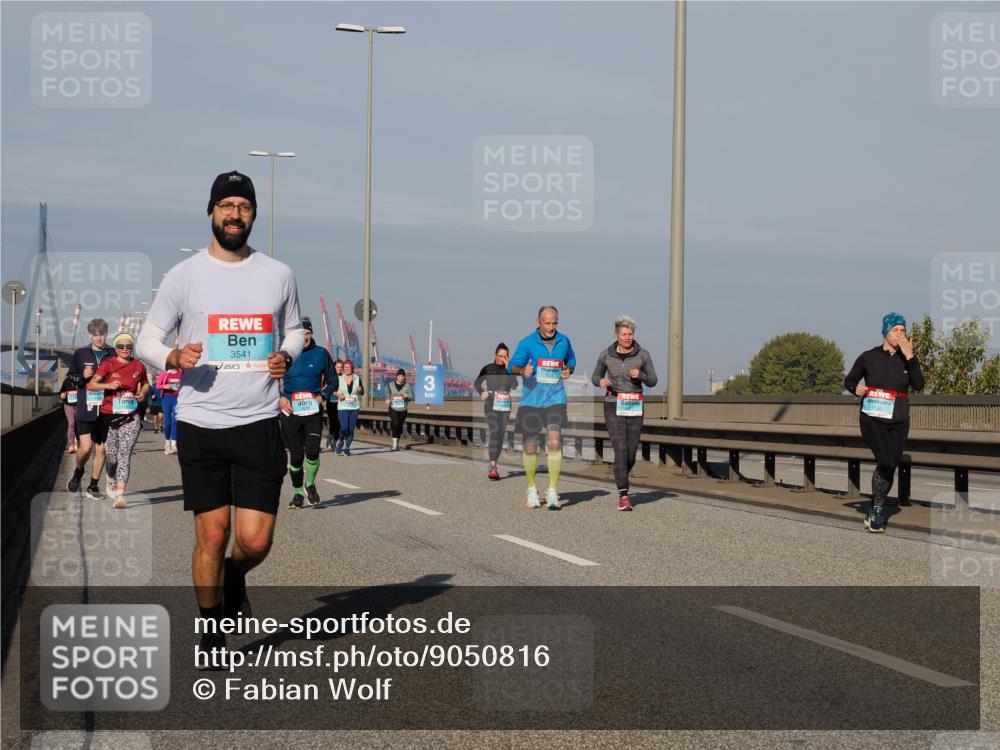 03.10.2025 - Köhlbrandbrückenlauf Fabian Wolf http://msf.ph/oto/9050816 03.10.2025 10:01:30 Position 3 20, 3541 meine-sportfotos.de