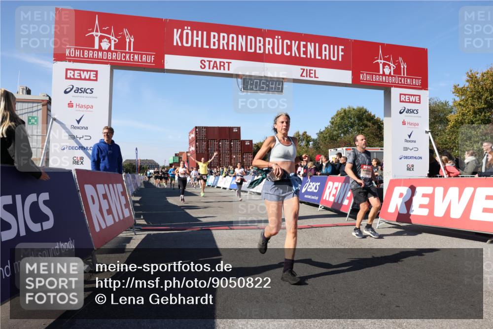 03.10.2025 - Köhlbrandbrückenlauf Lena Gebhardt http://msf.ph/oto/9050822 03.10.2025 13:05:44 Ziel 4066, 4133, 4278, 4290, 4296, 4332, 4335, 4336, 4413, 4467, 4564, 4599, 5468, 5676, 5964, 6281, 6631, 6642, 6786, 6787 meine-sportfotos.de