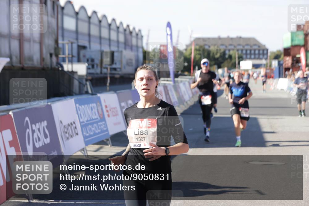 03.10.2025 - Köhlbrandbrückenlauf Jannik Wohlers http://msf.ph/oto/9050831 03.10.2025 13:08:15 Ziel 4107, 4307, 4409, 4768, 5243, 5804, 5994, 6021, 6569, 6635, 6752, 6774, 6824 meine-sportfotos.de