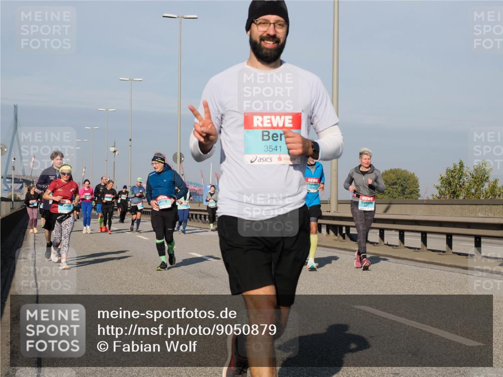 03.10.2025 - Köhlbrandbrückenlauf Fabian Wolf http://msf.ph/oto/9050879 03.10.2025 10:01:31 Position 3 3541, 3676 meine-sportfotos.de