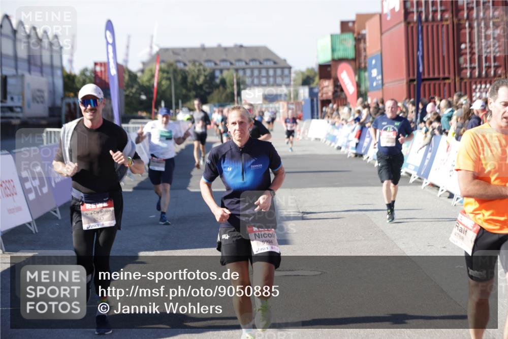 03.10.2025 - Köhlbrandbrückenlauf Jannik Wohlers http://msf.ph/oto/9050885 03.10.2025 13:08:17 Ziel 4107, 4307, 4409, 4768, 5243, 5804, 5994, 6021, 6569, 6752, 6774, 6824 meine-sportfotos.de