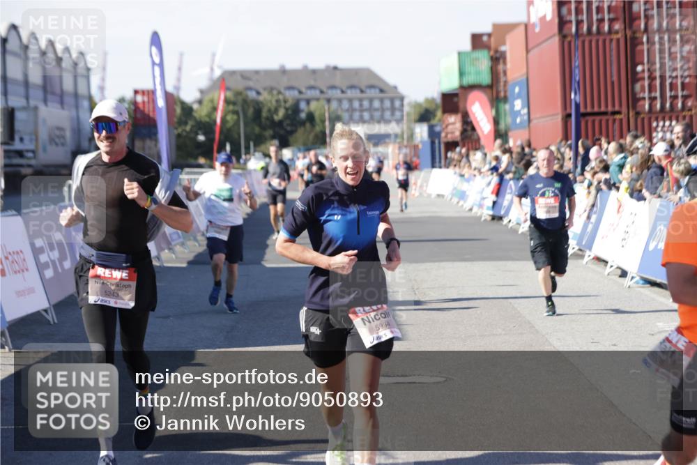 03.10.2025 - Köhlbrandbrückenlauf Jannik Wohlers http://msf.ph/oto/9050893 03.10.2025 13:08:17 Ziel 4107, 4307, 4409, 4768, 5243, 5804, 5994, 6021, 6569, 6752, 6774, 6824 meine-sportfotos.de