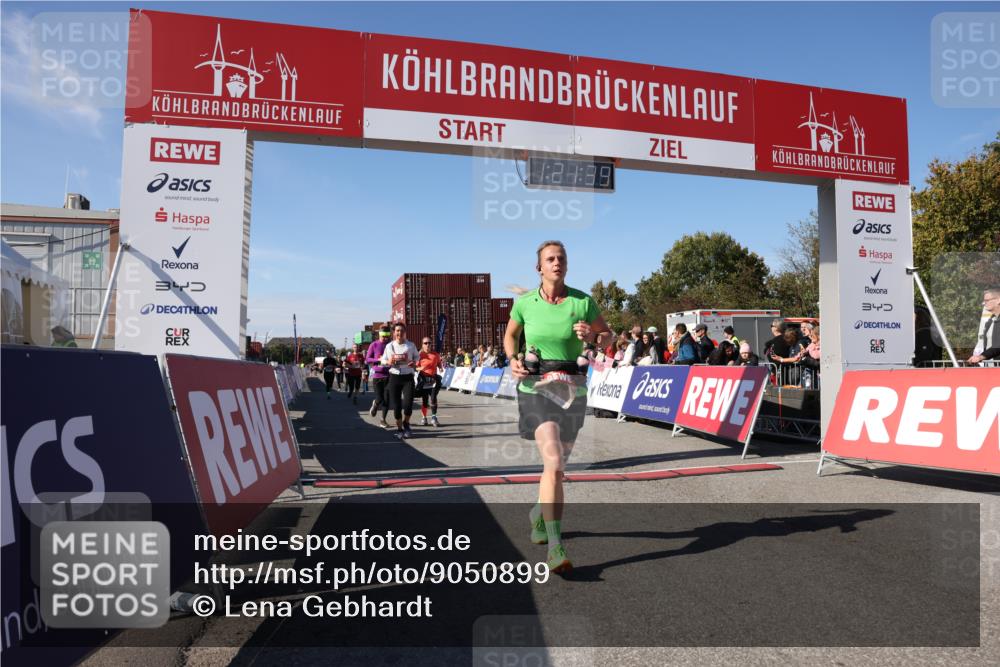 03.10.2025 - Köhlbrandbrückenlauf Lena Gebhardt http://msf.ph/oto/9050899 03.10.2025 13:21:40 Ziel 4064, 4067, 4367, 4519, 4913, 4979, 5149, 5345, 5458, 5871, 5894, 5895, 5901, 5981, 6132, 6186, 6662 meine-sportfotos.de