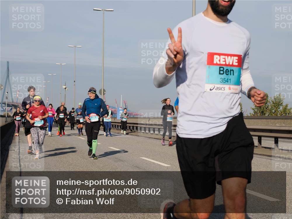 03.10.2025 - Köhlbrandbrückenlauf Fabian Wolf http://msf.ph/oto/9050902 03.10.2025 10:01:32 Position 3 3541 meine-sportfotos.de