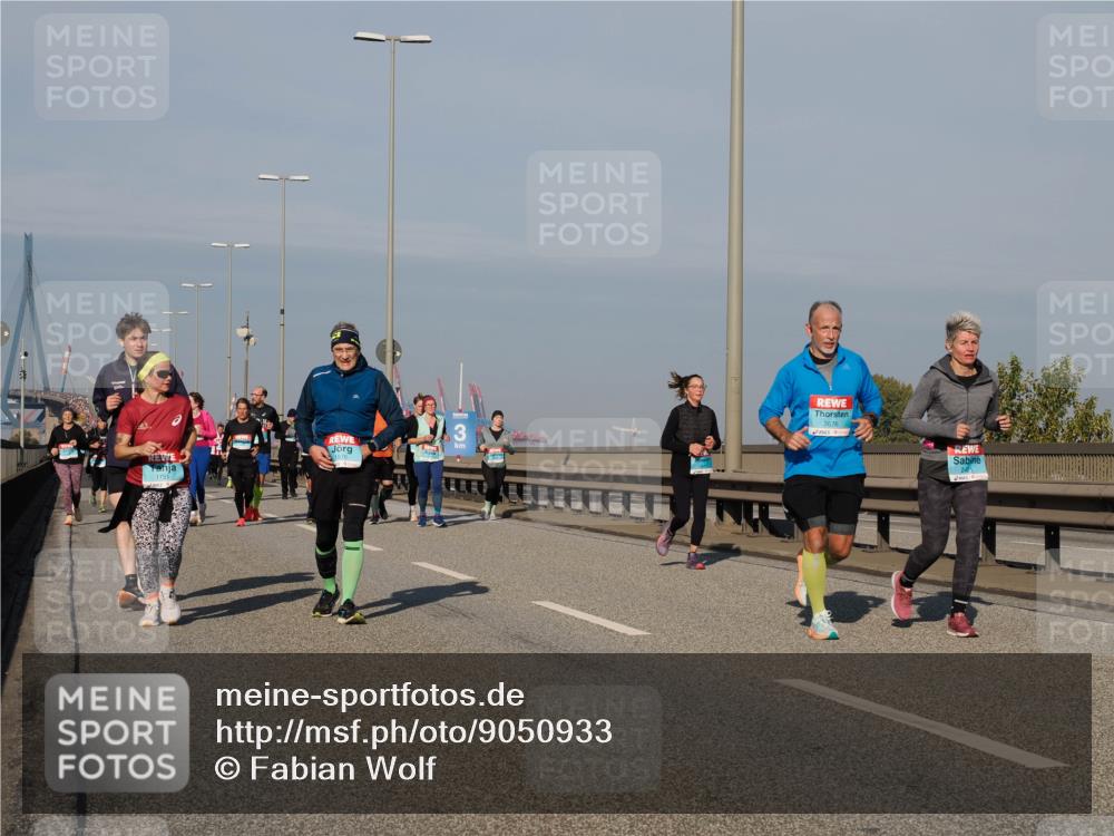 03.10.2025 - Köhlbrandbrückenlauf Fabian Wolf http://msf.ph/oto/9050933 03.10.2025 10:01:33 Position 3 1751, 3676 meine-sportfotos.de