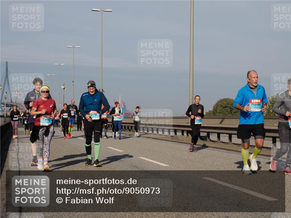 03.10.2025 - Köhlbrandbrückenlauf Fabian Wolf http://msf.ph/oto/9050973 03.10.2025 10:01:33 Position 3 1751, 3676 meine-sportfotos.de