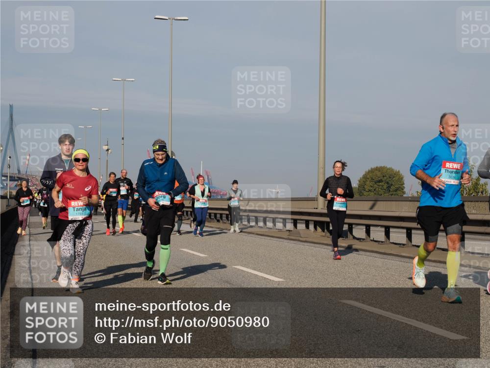 03.10.2025 - Köhlbrandbrückenlauf Fabian Wolf http://msf.ph/oto/9050980 03.10.2025 10:01:34 Position 3 1751, 3676 meine-sportfotos.de