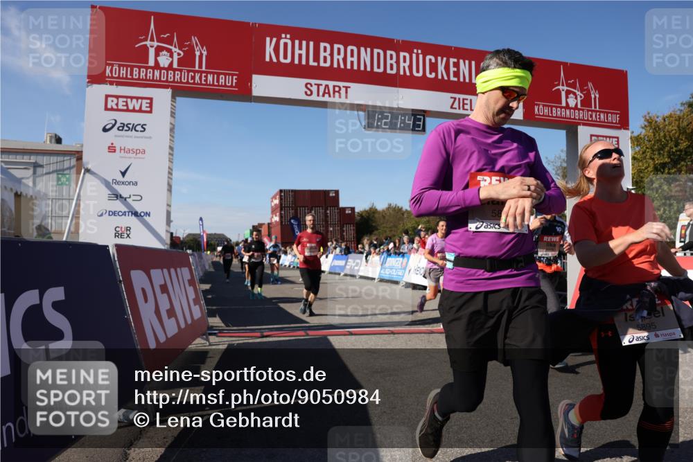 03.10.2025 - Köhlbrandbrückenlauf Lena Gebhardt http://msf.ph/oto/9050984 03.10.2025 13:21:43 Ziel 4064, 4067, 4139, 4519, 4843, 4913, 4979, 5329, 5345, 5458, 5894, 5895, 5901, 5981, 6186, 6662 meine-sportfotos.de