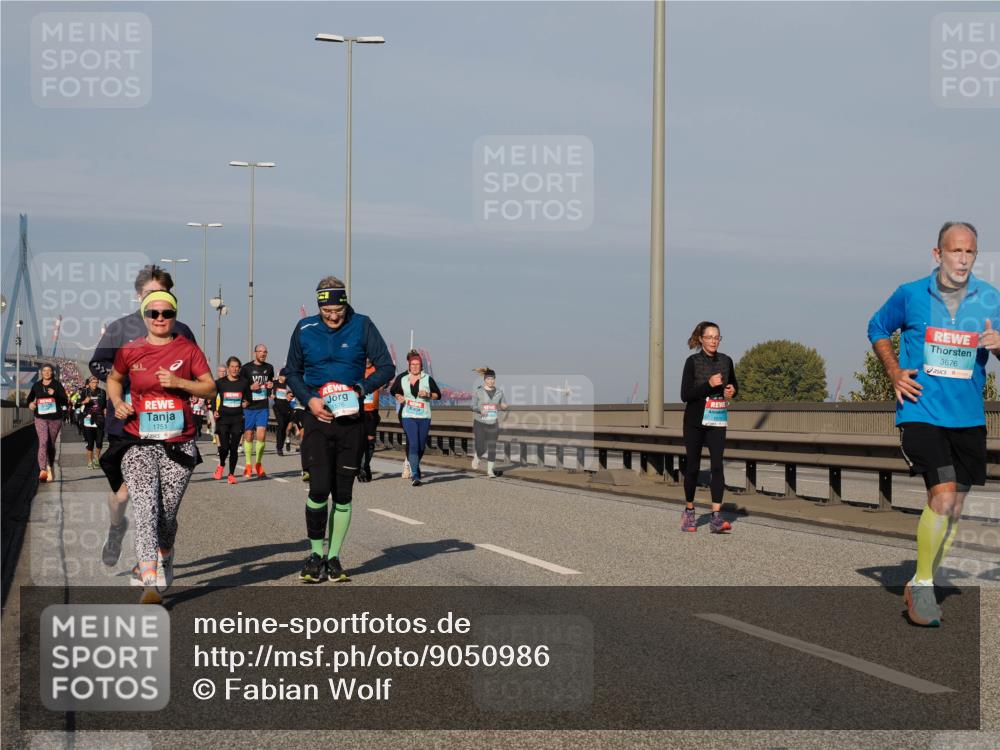 03.10.2025 - Köhlbrandbrückenlauf Fabian Wolf http://msf.ph/oto/9050986 03.10.2025 10:01:34 Position 3 1751, 1576, 3676 meine-sportfotos.de