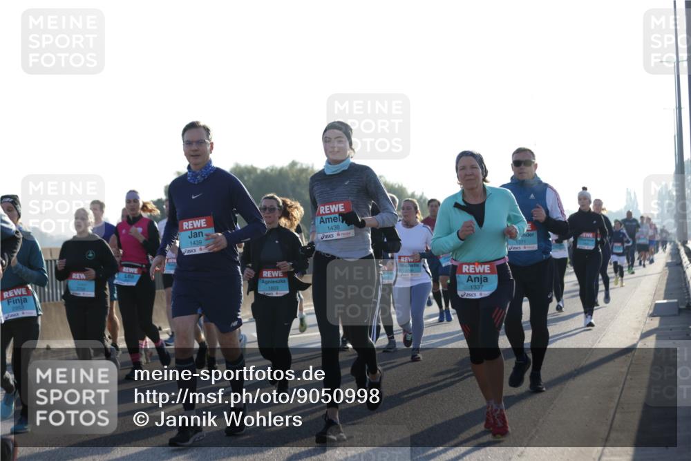 03.10.2025 - Köhlbrandbrückenlauf Jannik Wohlers http://msf.ph/oto/9050998 03.10.2025 09:18:58 Position 3 2953, 1439, 1603, 1438, 1337, 1371 meine-sportfotos.de