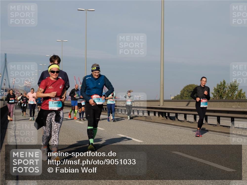 03.10.2025 - Köhlbrandbrückenlauf Fabian Wolf http://msf.ph/oto/9051033 03.10.2025 10:01:35 Position 3 1751, 1576 meine-sportfotos.de