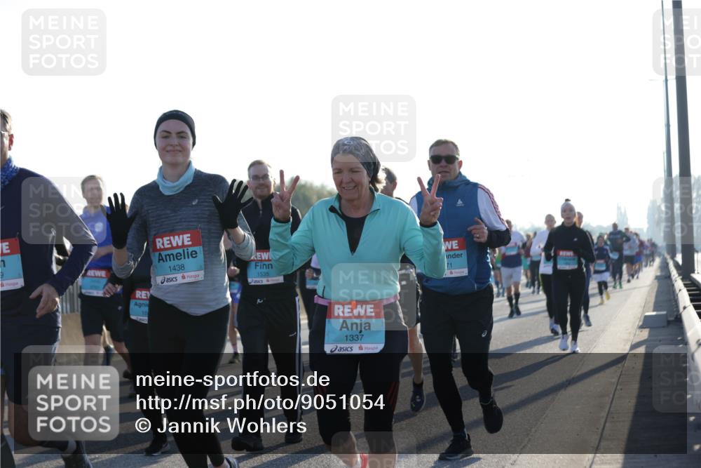 03.10.2025 - Köhlbrandbrückenlauf Jannik Wohlers http://msf.ph/oto/9051054 03.10.2025 09:18:59 Position 3 9, 1438, 1535, 1337, 71 meine-sportfotos.de