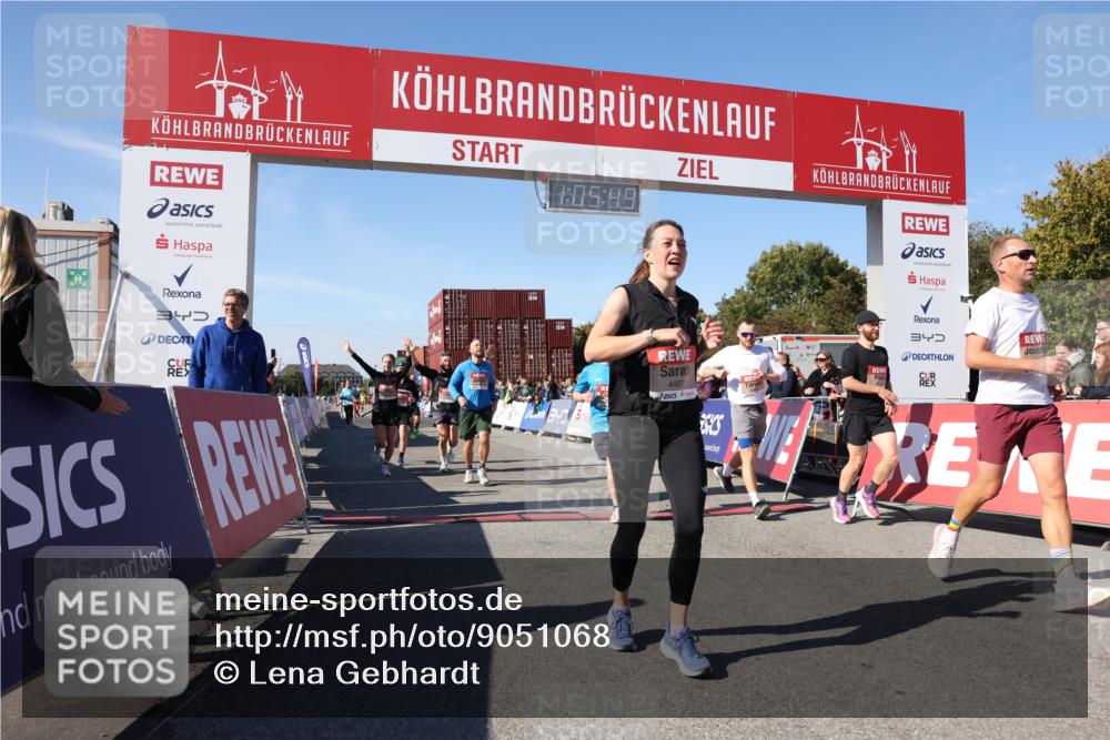 03.10.2025 - Köhlbrandbrückenlauf Lena Gebhardt http://msf.ph/oto/9051068 03.10.2025 13:05:50 Ziel 4066, 4133, 4290, 4296, 4332, 4335, 4336, 4413, 4467, 4564, 4599, 4643, 5676, 5764, 5964, 6214, 6533, 6631, 6642, 6720, 6786, 6787 meine-sportfotos.de