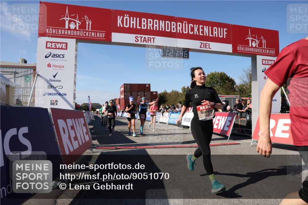 03.10.2025 - Köhlbrandbrückenlauf Lena Gebhardt http://msf.ph/oto/9051070 03.10.2025 13:21:46 Ziel 4064, 4067, 4139, 4519, 4843, 4913, 4979, 5329, 5345, 5894, 5895, 5901, 5981, 6532, 6662 meine-sportfotos.de