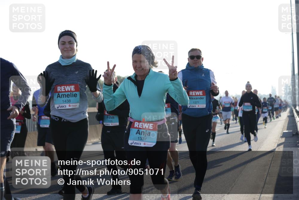 03.10.2025 - Köhlbrandbrückenlauf Jannik Wohlers http://msf.ph/oto/9051071 03.10.2025 09:18:59 Position 3 1438, 1535, 1337, 1371 meine-sportfotos.de