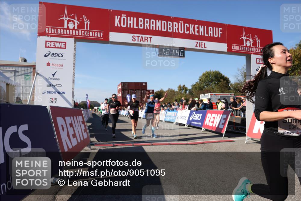 03.10.2025 - Köhlbrandbrückenlauf Lena Gebhardt http://msf.ph/oto/9051095 03.10.2025 13:21:46 Ziel 4064, 4067, 4139, 4519, 4843, 4913, 4979, 5329, 5345, 5894, 5895, 5901, 5981, 6532, 6662 meine-sportfotos.de
