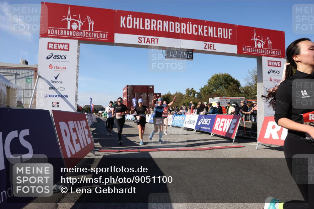 03.10.2025 - Köhlbrandbrückenlauf Lena Gebhardt http://msf.ph/oto/9051100 03.10.2025 13:21:46 Ziel 4064, 4067, 4139, 4519, 4843, 4913, 4979, 5329, 5345, 5894, 5895, 5901, 5981, 6532, 6662 meine-sportfotos.de