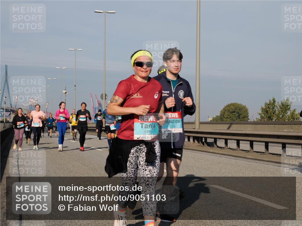 03.10.2025 - Köhlbrandbrückenlauf Fabian Wolf http://msf.ph/oto/9051103 03.10.2025 10:01:36 Position 3 1751, 1725 meine-sportfotos.de