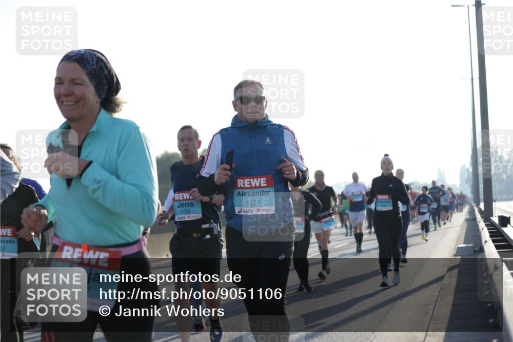 03.10.2025 - Köhlbrandbrückenlauf Jannik Wohlers http://msf.ph/oto/9051106 03.10.2025 09:19:00 Position 3 03, 1337, 1739, 1371 meine-sportfotos.de