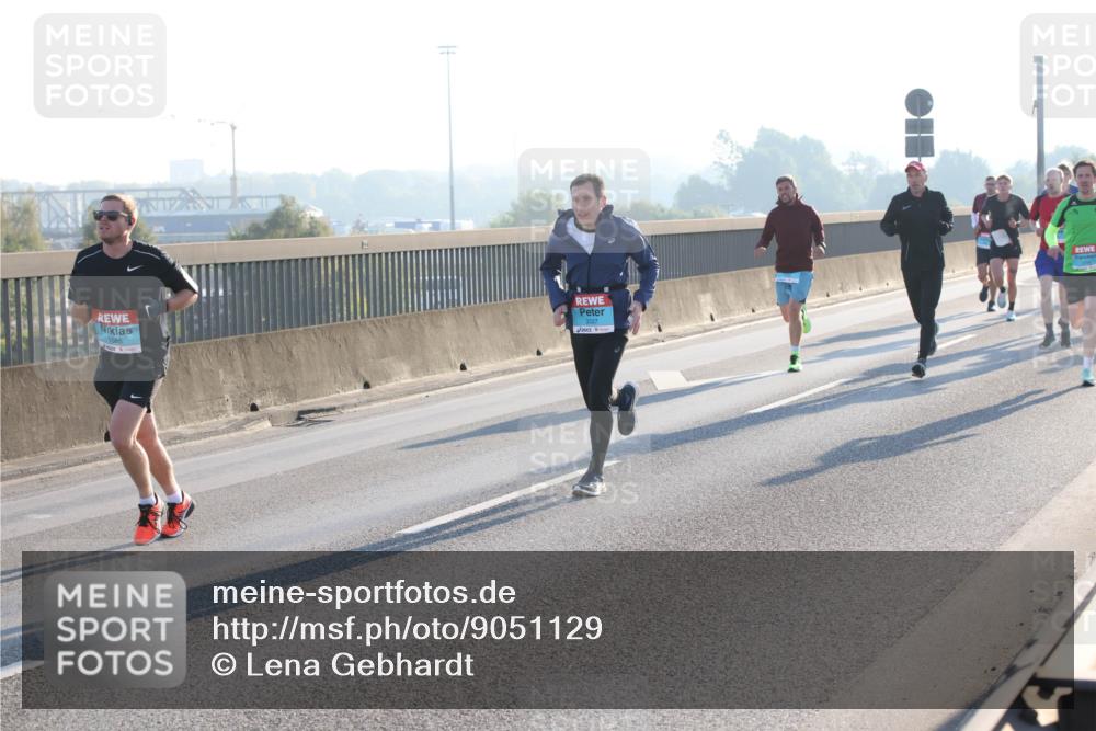 03.10.2025 - Köhlbrandbrückenlauf Lena Gebhardt http://msf.ph/oto/9051129 03.10.2025 09:14:35 Position 1 3337 meine-sportfotos.de