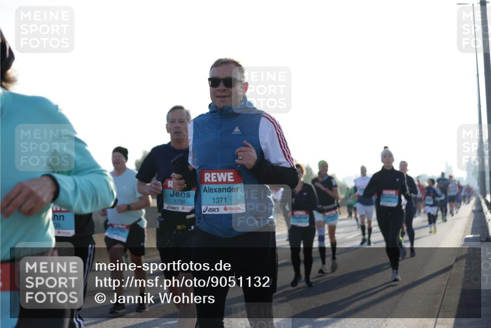 03.10.2025 - Köhlbrandbrückenlauf Jannik Wohlers http://msf.ph/oto/9051132 03.10.2025 09:19:00 Position 3 35, 8, 1739, 1371 meine-sportfotos.de