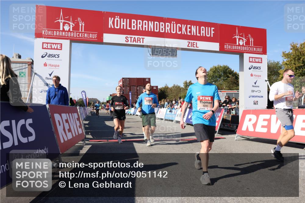 03.10.2025 - Köhlbrandbrückenlauf Lena Gebhardt http://msf.ph/oto/9051142 03.10.2025 13:05:51 Ziel 4066, 4133, 4290, 4296, 4327, 4328, 4332, 4335, 4336, 4413, 4467, 4564, 4599, 4643, 4761, 5676, 5764, 5964, 6214, 6533, 6631, 6642, 6720, 6786, 6787 meine-sportfotos.de