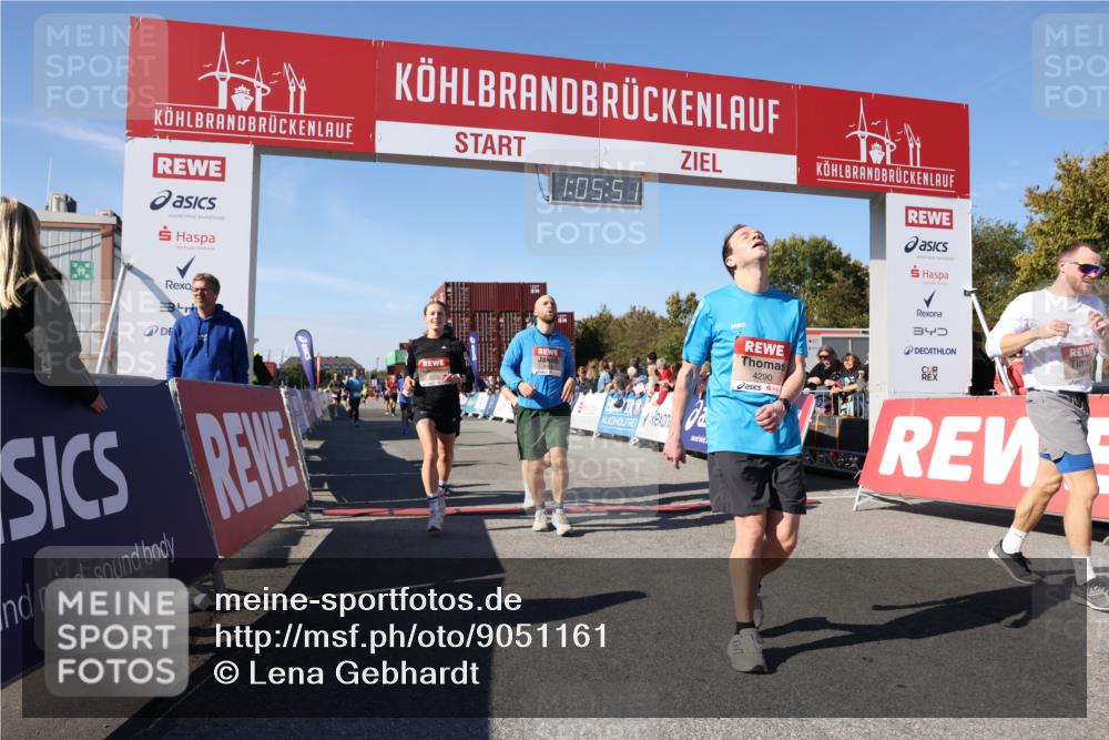 03.10.2025 - Köhlbrandbrückenlauf Lena Gebhardt http://msf.ph/oto/9051161 03.10.2025 13:05:51 Ziel 4066, 4133, 4290, 4296, 4327, 4328, 4332, 4335, 4336, 4413, 4467, 4564, 4599, 4643, 4761, 5676, 5764, 5964, 6214, 6533, 6631, 6642, 6720, 6786, 6787 meine-sportfotos.de