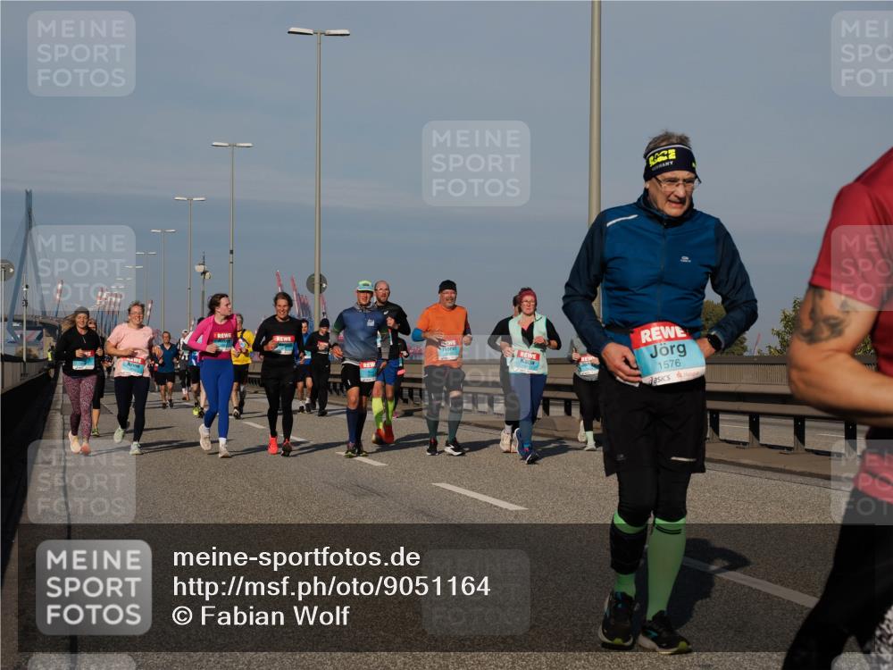 03.10.2025 - Köhlbrandbrückenlauf Fabian Wolf http://msf.ph/oto/9051164 03.10.2025 10:01:37 Position 3 1576 meine-sportfotos.de