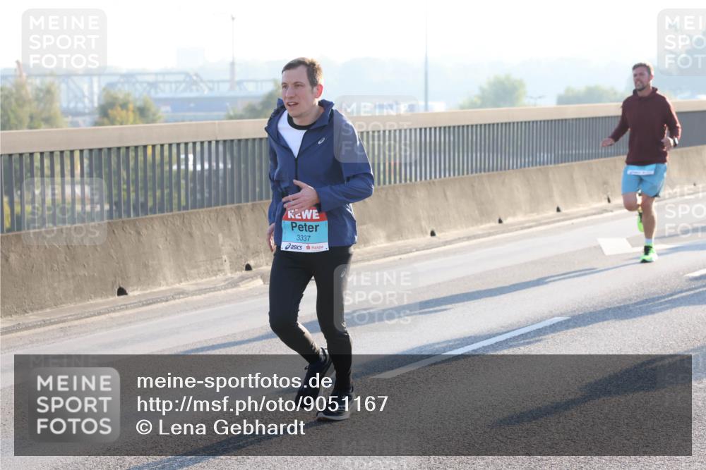 03.10.2025 - Köhlbrandbrückenlauf Lena Gebhardt http://msf.ph/oto/9051167 03.10.2025 09:14:36 Position 1 3337 meine-sportfotos.de
