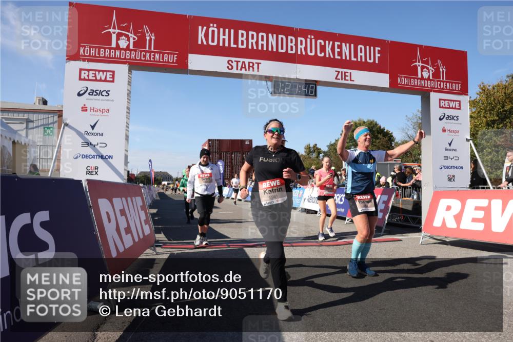 03.10.2025 - Köhlbrandbrückenlauf Lena Gebhardt http://msf.ph/oto/9051170 03.10.2025 13:21:48 Ziel 4064, 4067, 4139, 4519, 4843, 4913, 4979, 5329, 5345, 5894, 5895, 5901, 5981, 6532, 6662 meine-sportfotos.de