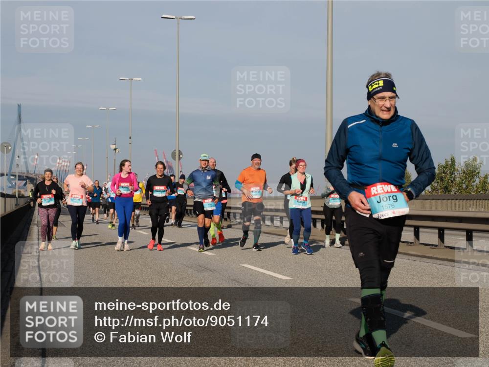 03.10.2025 - Köhlbrandbrückenlauf Fabian Wolf http://msf.ph/oto/9051174 03.10.2025 10:01:38 Position 3 1576 meine-sportfotos.de