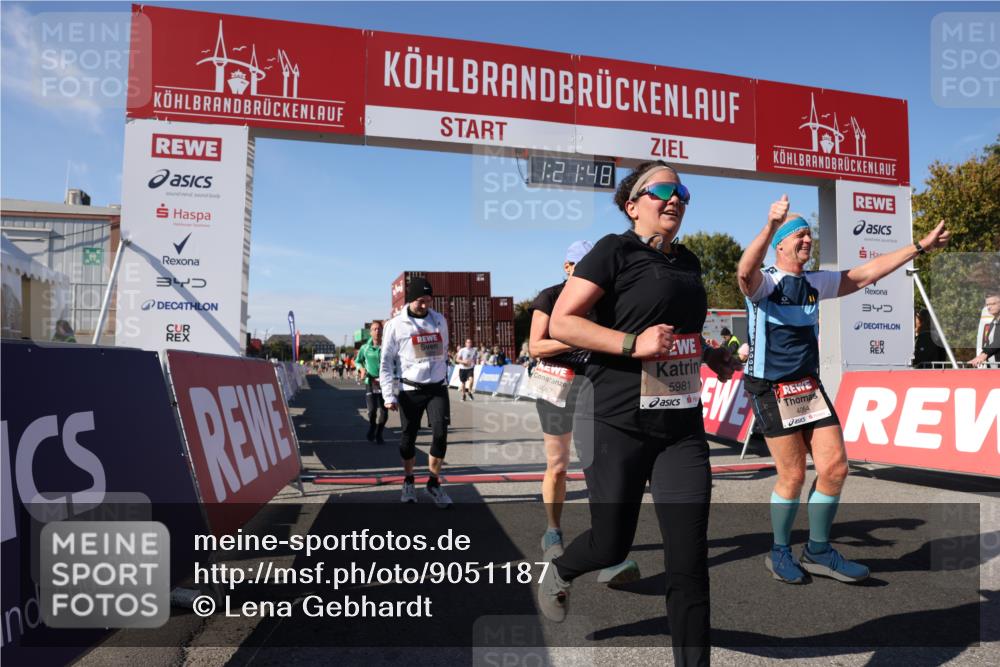 03.10.2025 - Köhlbrandbrückenlauf Lena Gebhardt http://msf.ph/oto/9051187 03.10.2025 13:21:48 Ziel 4064, 4067, 4139, 4519, 4843, 4913, 4979, 5329, 5345, 5894, 5895, 5901, 5981, 6532, 6662 meine-sportfotos.de