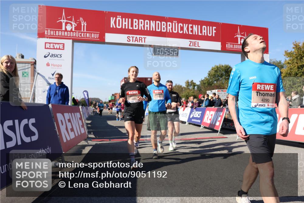 03.10.2025 - Köhlbrandbrückenlauf Lena Gebhardt http://msf.ph/oto/9051192 03.10.2025 13:05:52 Ziel 4066, 4133, 4290, 4296, 4327, 4328, 4332, 4335, 4336, 4413, 4467, 4564, 4599, 4643, 4761, 5676, 5764, 5964, 6214, 6305, 6533, 6631, 6642, 6720 meine-sportfotos.de