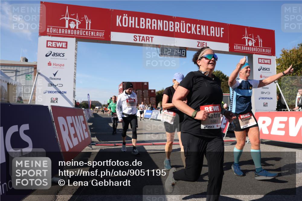 03.10.2025 - Köhlbrandbrückenlauf Lena Gebhardt http://msf.ph/oto/9051195 03.10.2025 13:21:48 Ziel 4064, 4067, 4139, 4519, 4843, 4913, 4979, 5329, 5345, 5894, 5895, 5901, 5981, 6532, 6662 meine-sportfotos.de