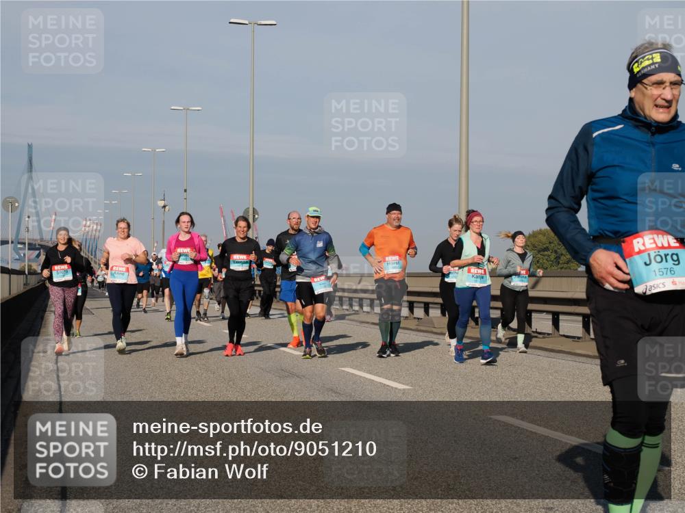03.10.2025 - Köhlbrandbrückenlauf Fabian Wolf http://msf.ph/oto/9051210 03.10.2025 10:01:38 Position 3 1463, 1576 meine-sportfotos.de