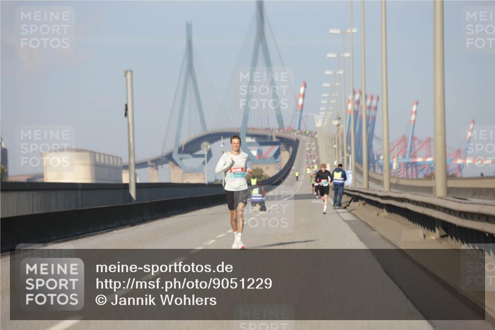 03.10.2025 - Köhlbrandbrückenlauf Jannik Wohlers http://msf.ph/oto/9051229 03.10.2025 09:37:14 Position 3  meine-sportfotos.de