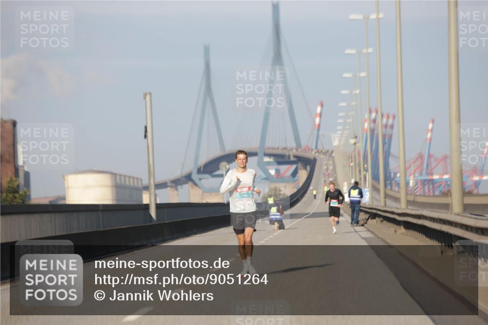 03.10.2025 - Köhlbrandbrückenlauf Jannik Wohlers http://msf.ph/oto/9051264 03.10.2025 09:37:15 Position 3  meine-sportfotos.de