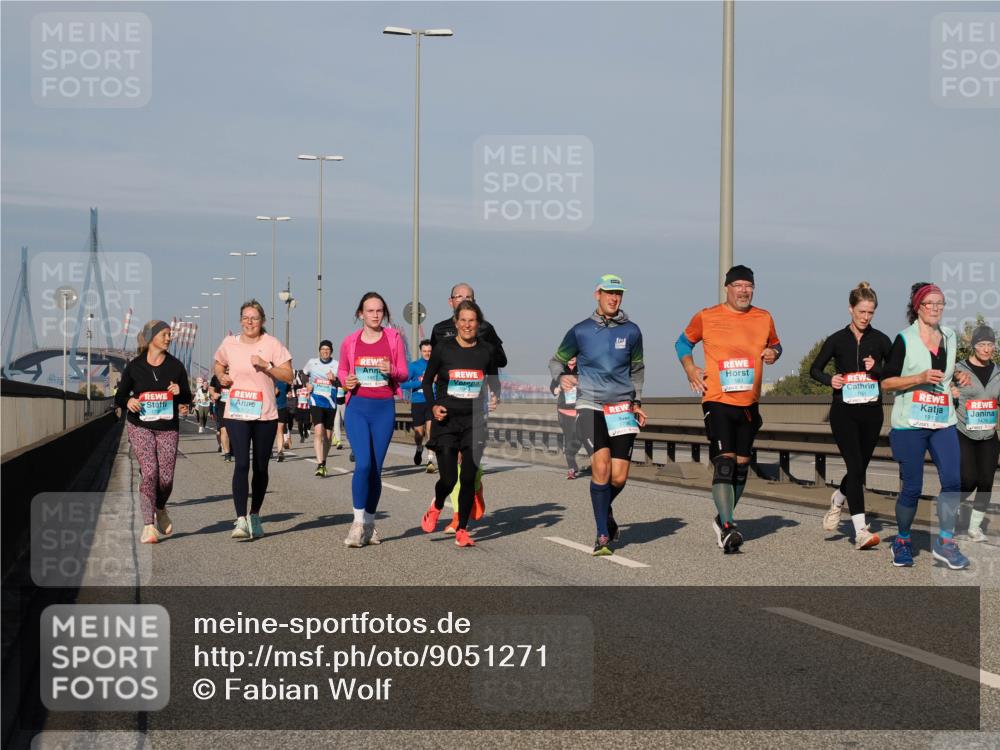 03.10.2025 - Köhlbrandbrückenlauf Fabian Wolf http://msf.ph/oto/9051271 03.10.2025 10:01:40 Position 3 1461, 1593, 191, 1479 meine-sportfotos.de