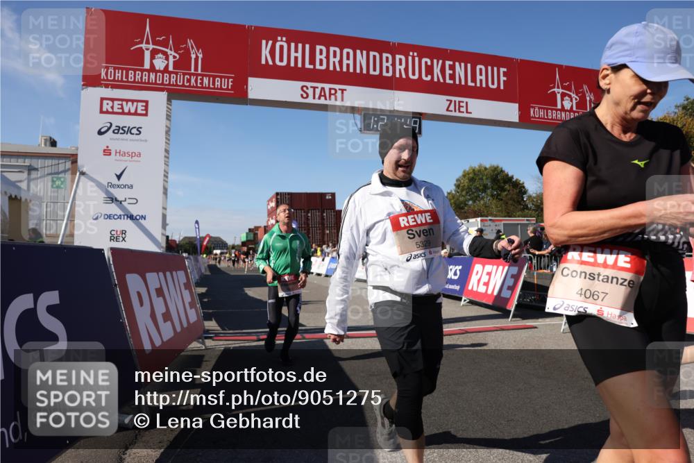 03.10.2025 - Köhlbrandbrückenlauf Lena Gebhardt http://msf.ph/oto/9051275 03.10.2025 13:21:50 Ziel 4064, 4067, 4139, 4519, 4843, 4979, 5329, 5345, 5894, 5895, 5901, 5981, 6005, 6532, 6662 meine-sportfotos.de