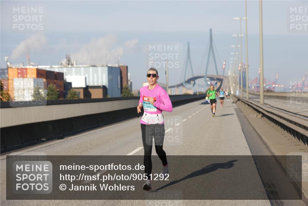 03.10.2025 - Köhlbrandbrückenlauf Jannik Wohlers http://msf.ph/oto/9051292 03.10.2025 09:37:57 Position 3 3203 meine-sportfotos.de
