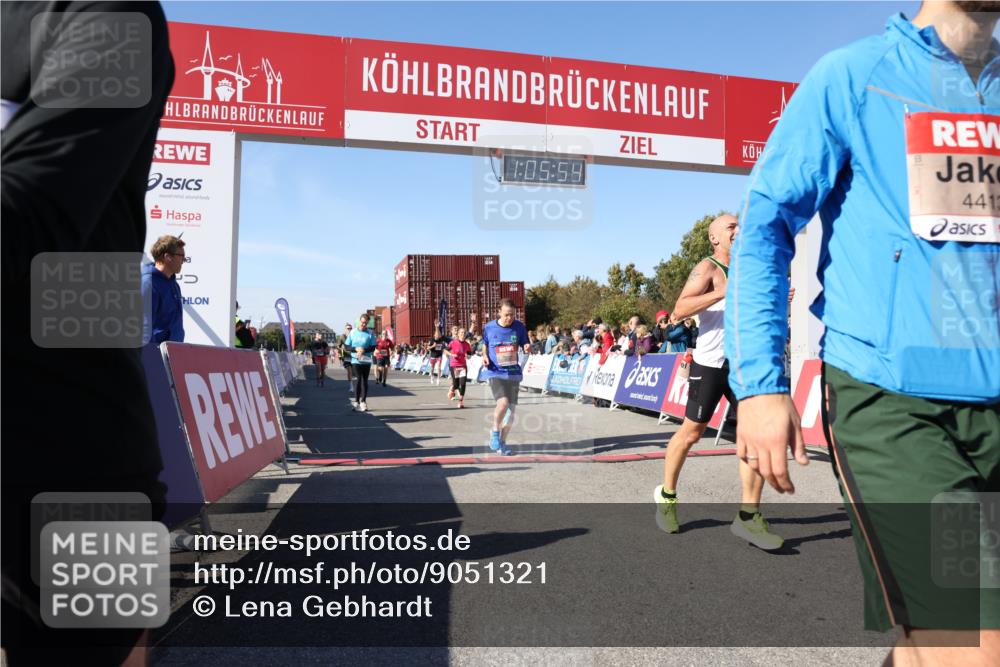 03.10.2025 - Köhlbrandbrückenlauf Lena Gebhardt http://msf.ph/oto/9051321 03.10.2025 13:05:55 Ziel 4066, 4133, 4290, 4302, 4327, 4328, 4335, 4336, 4413, 4467, 4564, 4599, 4643, 4761, 4954, 5096, 5764, 5964, 6158, 6214, 6305, 6533, 6631, 6642, 6720 meine-sportfotos.de