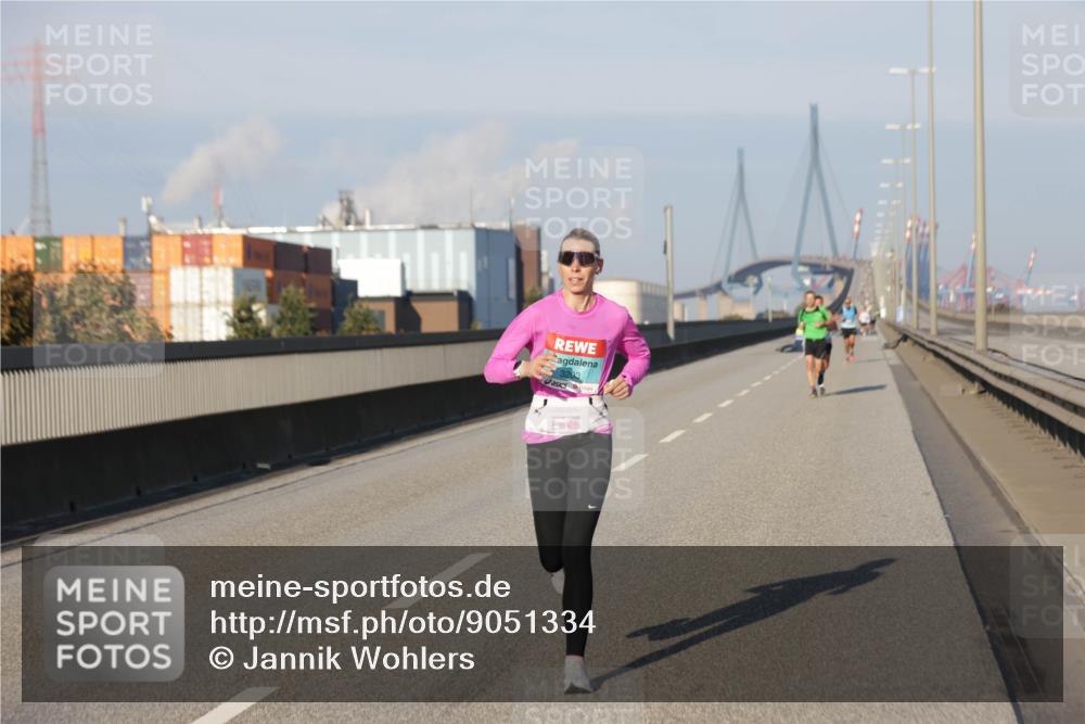 03.10.2025 - Köhlbrandbrückenlauf Jannik Wohlers http://msf.ph/oto/9051334 03.10.2025 09:37:57 Position 3 3203 meine-sportfotos.de