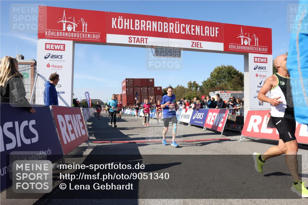 03.10.2025 - Köhlbrandbrückenlauf Lena Gebhardt http://msf.ph/oto/9051340 03.10.2025 13:05:55 Ziel 4066, 4133, 4290, 4302, 4327, 4328, 4335, 4336, 4413, 4467, 4564, 4599, 4643, 4761, 4954, 5096, 5764, 5964, 6158, 6214, 6305, 6533, 6631, 6642, 6720 meine-sportfotos.de