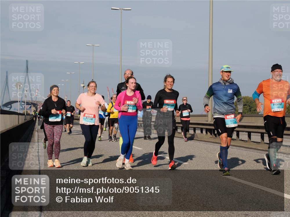 03.10.2025 - Köhlbrandbrückenlauf Fabian Wolf http://msf.ph/oto/9051345 03.10.2025 10:01:41 Position 3 1672, 46, 104, 3736, 1593 meine-sportfotos.de
