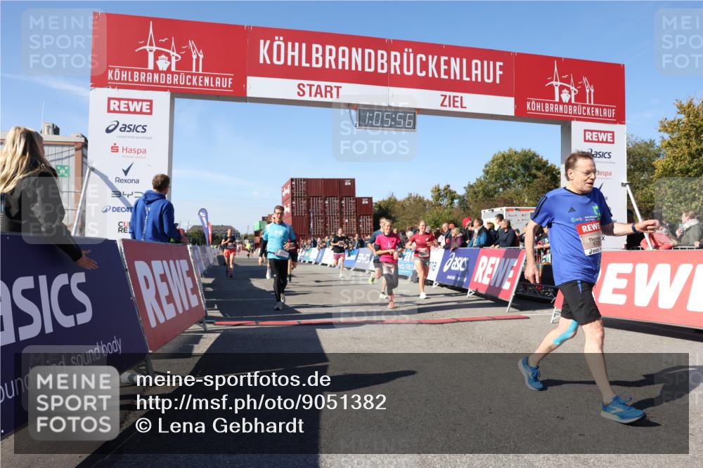 03.10.2025 - Köhlbrandbrückenlauf Lena Gebhardt http://msf.ph/oto/9051382 03.10.2025 13:05:57 Ziel 4066, 4290, 4302, 4327, 4328, 4335, 4336, 4413, 4467, 4599, 4643, 4761, 4954, 5096, 5764, 6158, 6214, 6305, 6510, 6533, 6631, 6642, 6720 meine-sportfotos.de
