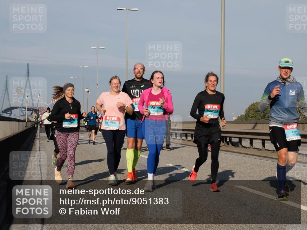 03.10.2025 - Köhlbrandbrückenlauf Fabian Wolf http://msf.ph/oto/9051383 03.10.2025 10:01:42 Position 3 1672, 1461, 1049, 3736 meine-sportfotos.de
