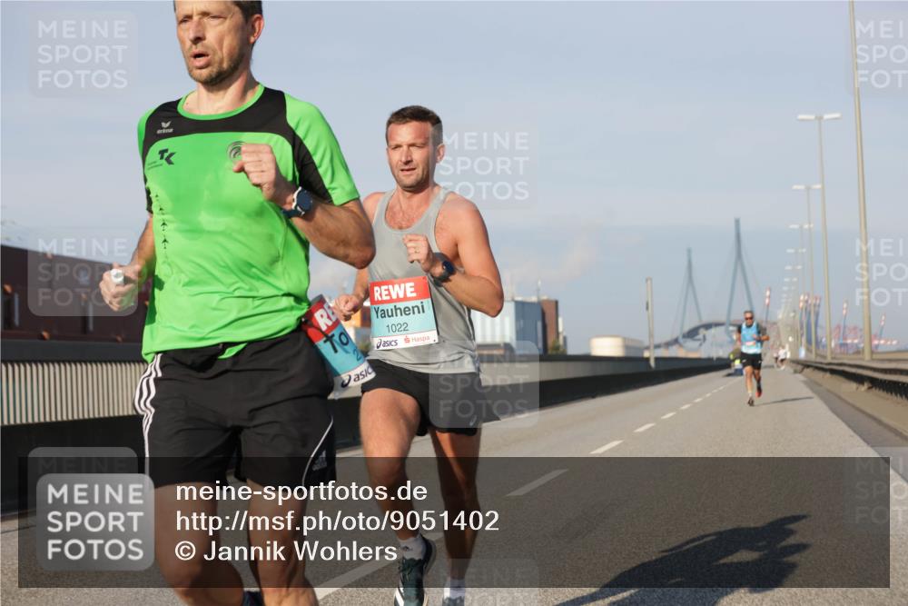 03.10.2025 - Köhlbrandbrückenlauf Jannik Wohlers http://msf.ph/oto/9051402 03.10.2025 09:38:07 Position 3 1022 meine-sportfotos.de