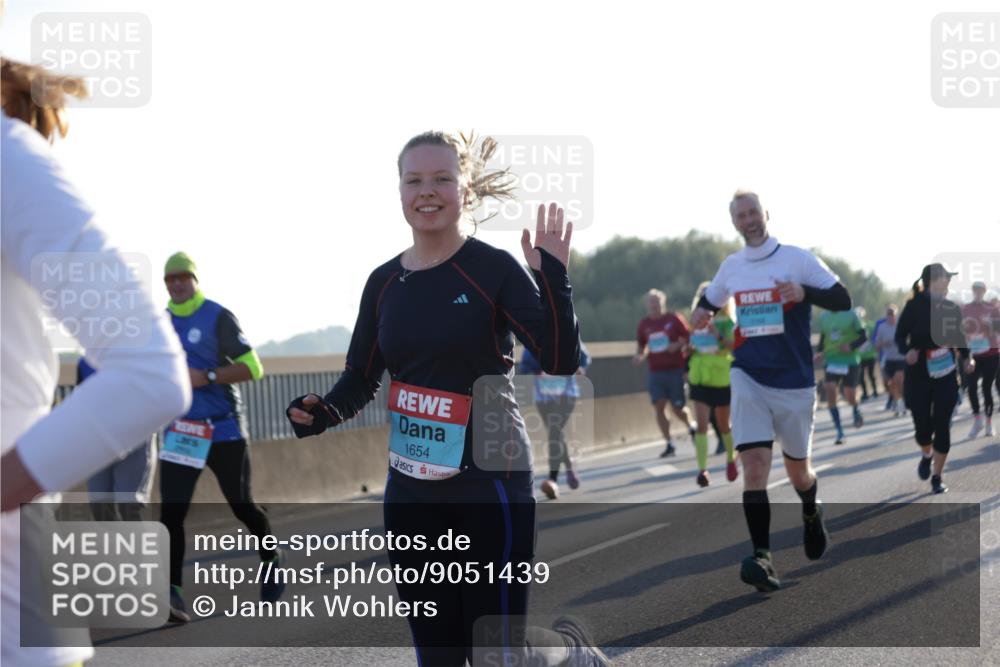 03.10.2025 - Köhlbrandbrückenlauf Jannik Wohlers http://msf.ph/oto/9051439 03.10.2025 09:19:05 Position 3 1654 meine-sportfotos.de