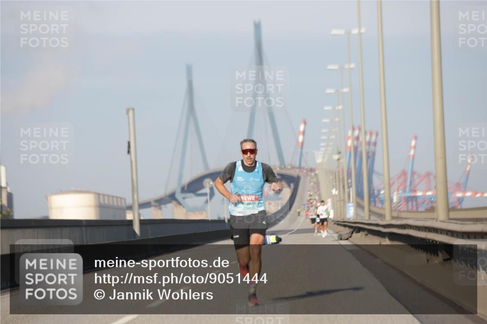 03.10.2025 - Köhlbrandbrückenlauf Jannik Wohlers http://msf.ph/oto/9051444 03.10.2025 09:38:09 Position 3 36, 1041 meine-sportfotos.de
